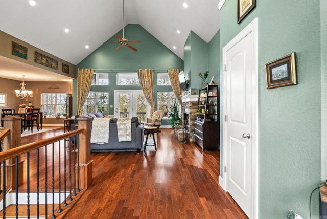 90 Hayes Hill Road, Conway, AR 72032