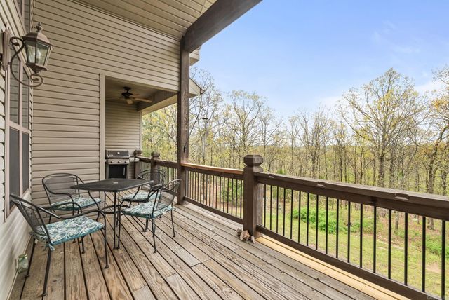 90 Hayes Hill Road, Conway, AR 72032