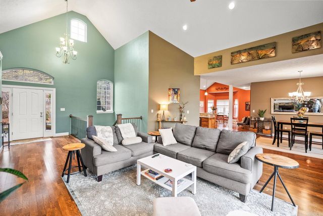 90 Hayes Hill Road, Conway, AR 72032