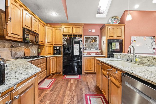 90 Hayes Hill Road, Conway, AR 72032