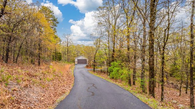 90 Hayes Hill Road, Conway, AR 72032
