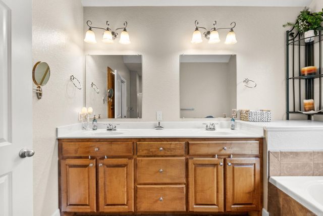 90 Hayes Hill Road, Conway, AR 72032