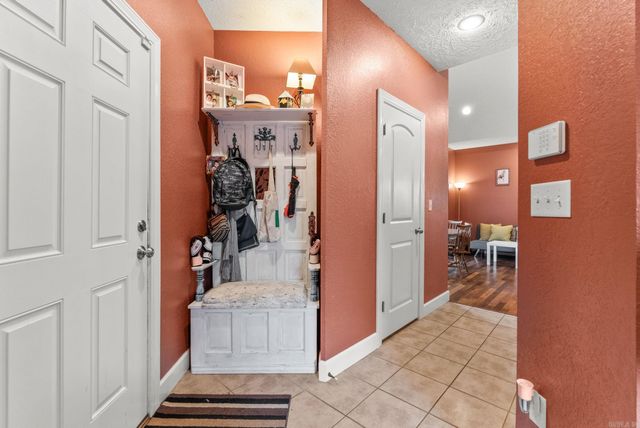 90 Hayes Hill Road, Conway, AR 72032