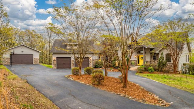 90 Hayes Hill Road, Conway, AR 72032