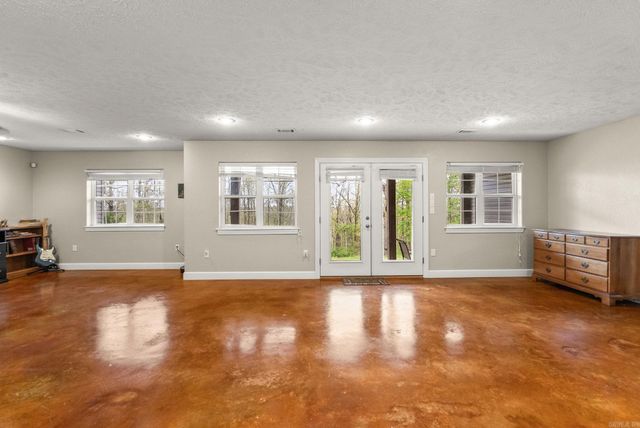 90 Hayes Hill Road, Conway, AR 72032