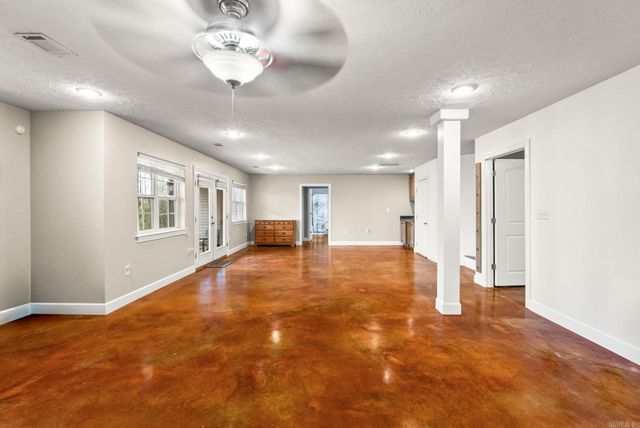 90 Hayes Hill Road, Conway, AR 72032