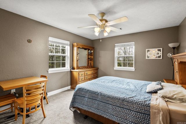 90 Hayes Hill Road, Conway, AR 72032