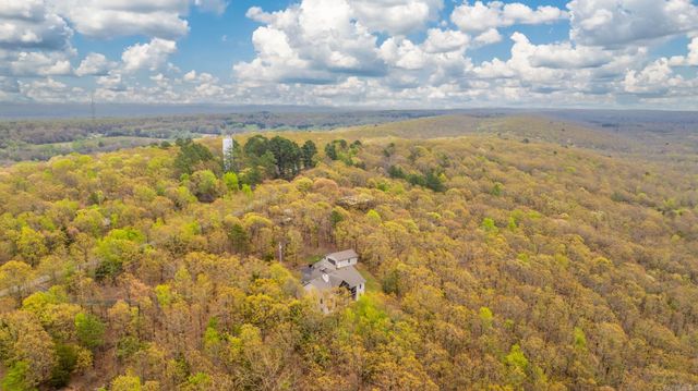 90 Hayes Hill Road, Conway, AR 72032