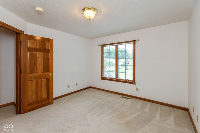 131 Wagon Trail, Mooresville, IN 46158