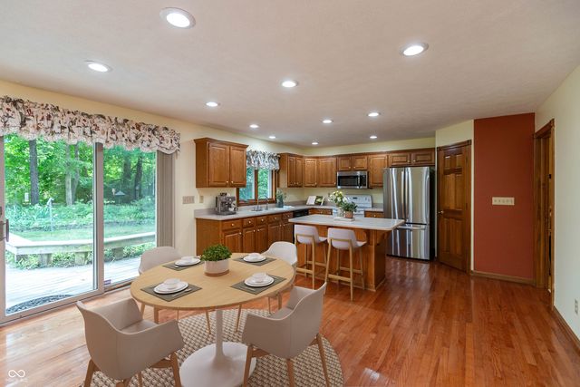 131 Wagon Trail, Mooresville, IN 46158