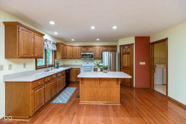 131 Wagon Trail, Mooresville, IN 46158