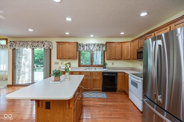 131 Wagon Trail, Mooresville, IN 46158