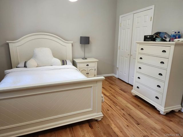 1259 N Country Road, Stony Brook, NY 11790