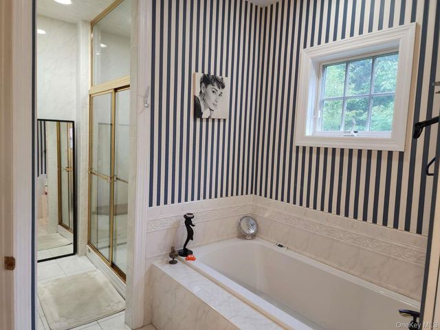 1259 N Country Road, Stony Brook, NY 11790