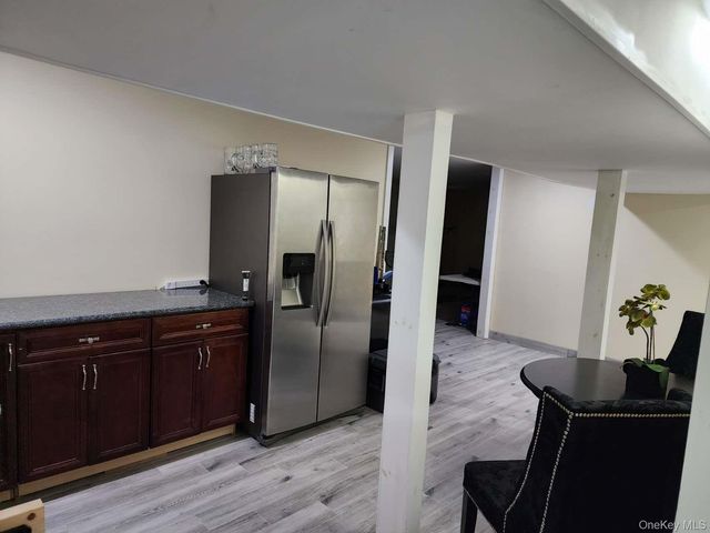 1259 N Country Road, Stony Brook, NY 11790