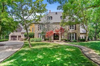 10144 N Dover Place, Owasso, OK 74055