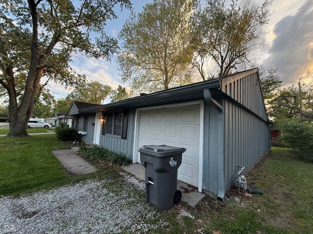 4066 Alsace Place, Indianapolis, IN 46226