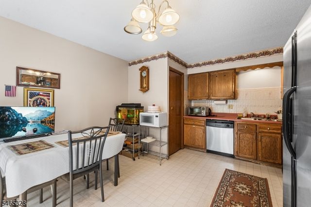 41 Normandy Pl, Irvington Twp., NJ 07111