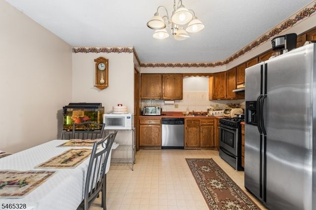 41 Normandy Pl, Irvington Twp., NJ 07111