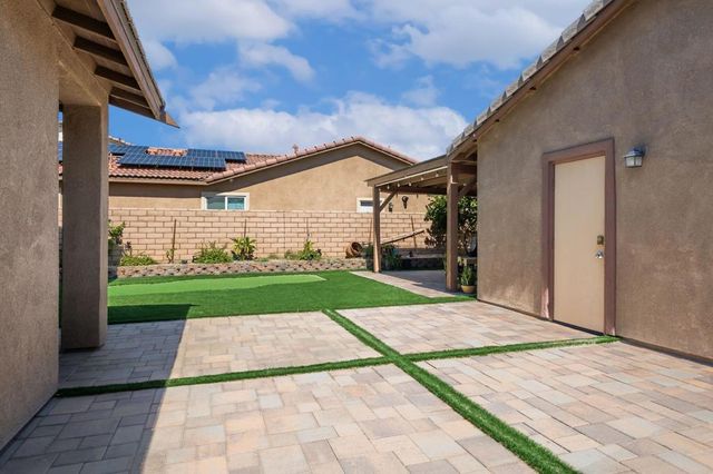 67390 Rio Naches Road, Cathedral City, CA 92234