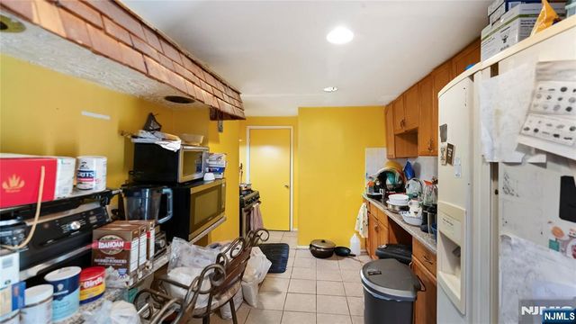 74 Intervale Road, Teaneck, NJ 07666