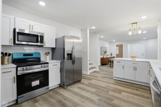 208 N Tacoma Avenue, Indianapolis, IN 46201