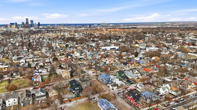 208 N Tacoma Avenue, Indianapolis, IN 46201