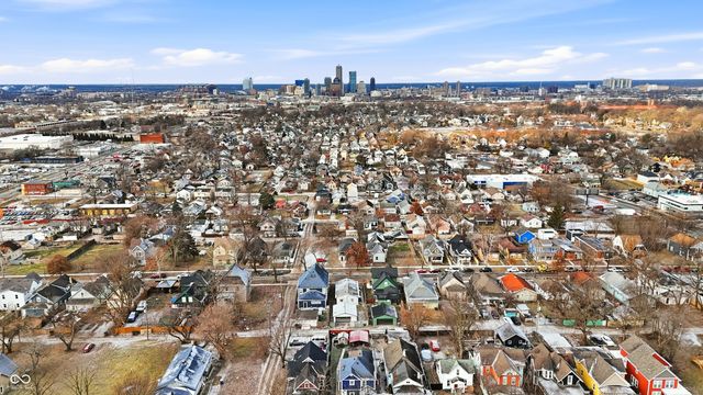 208 N Tacoma Avenue, Indianapolis, IN 46201