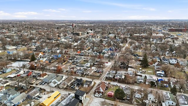 208 N Tacoma Avenue, Indianapolis, IN 46201