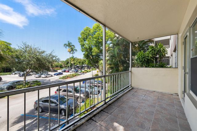 10777 W Sample 207, Coral Springs, FL 33065
