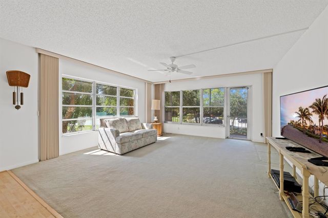 10777 W Sample 207, Coral Springs, FL 33065