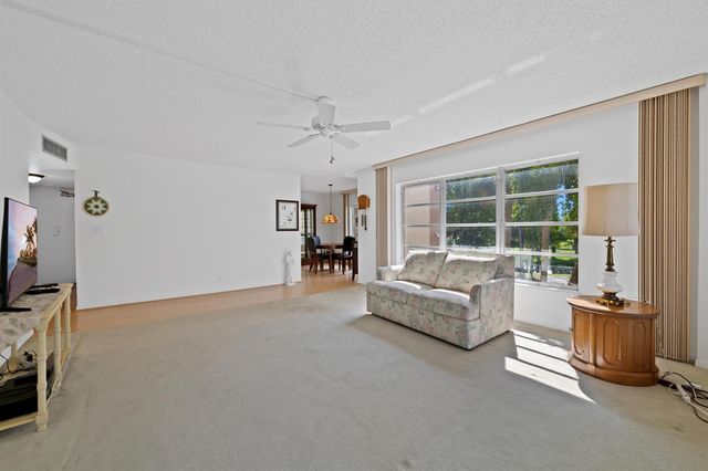 10777 W Sample 207, Coral Springs, FL 33065