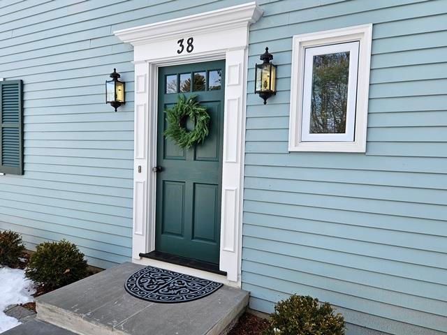 38 Greenbriar Road, Keene, NH 03431