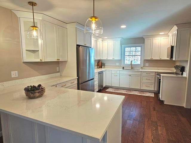 38 Greenbriar Road, Keene, NH 03431