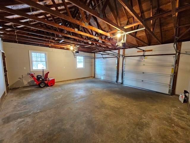 38 Greenbriar Road, Keene, NH 03431