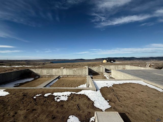 13311 SUNUP LN, Hot Springs, SD 57747