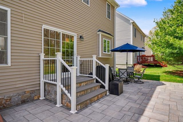67 Zain Cir 67, Milford, MA 01757