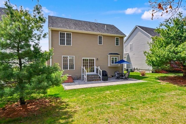 67 Zain Cir 67, Milford, MA 01757
