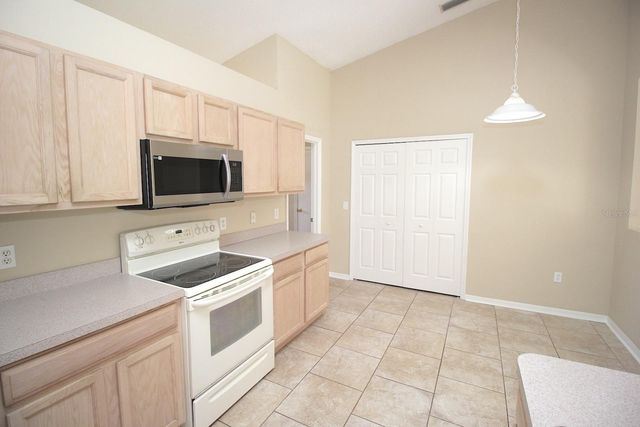 32 RYDING LANE, Palm Coast, FL 32164