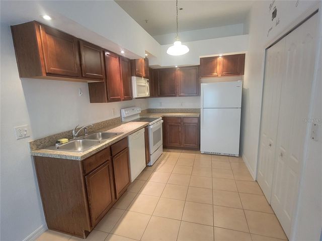 1432 BROKEN OAK DRIVE 31A, Winter Garden, FL 34787