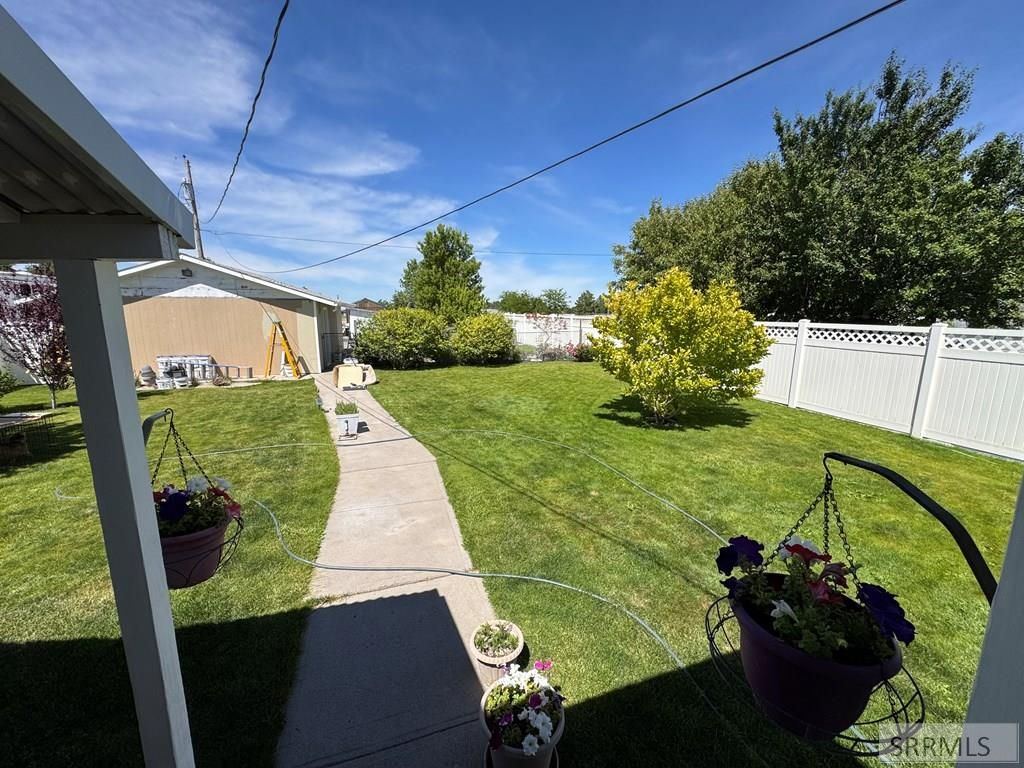 Image 29 of property listing at 275 Washington, American Falls, ID 83211