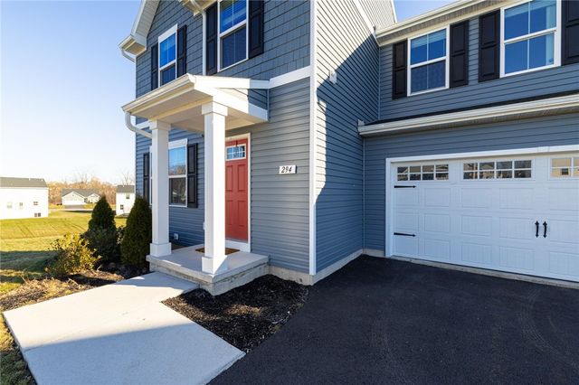 294 Mildahn Rd, Macedon, NY 14502