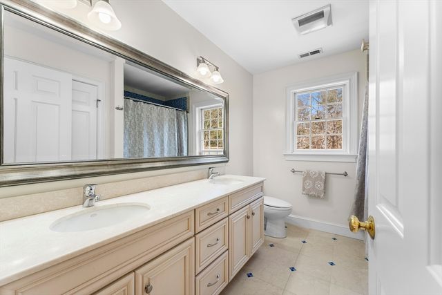 418 Old Connecticut Path, Wayland, MA 01778