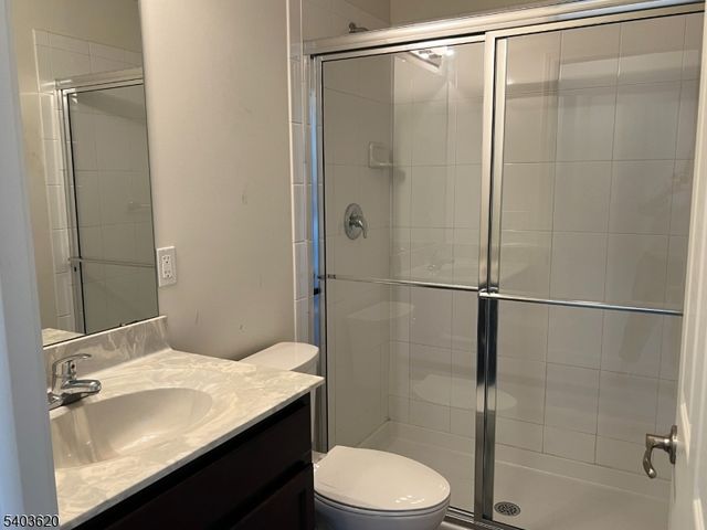 9 Bryant Ct, Franklin Twp., NJ 08873