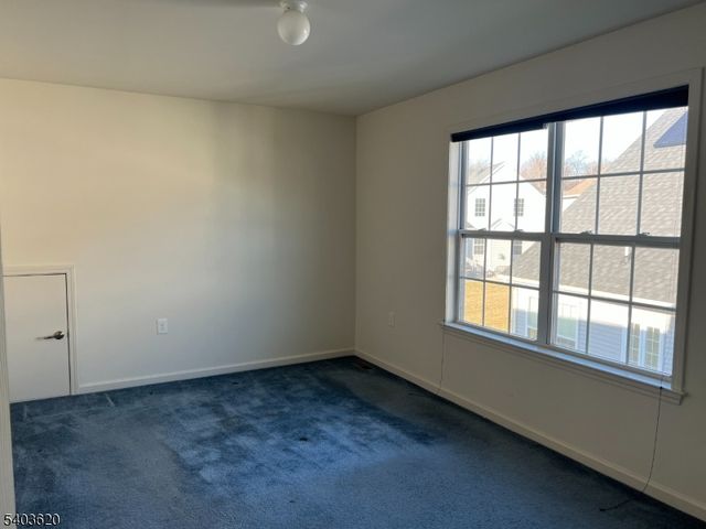 9 Bryant Ct, Franklin Twp., NJ 08873