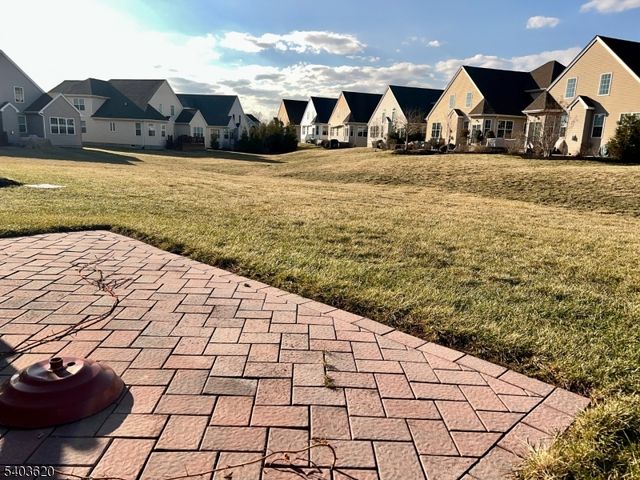 9 Bryant Ct, Franklin Twp., NJ 08873