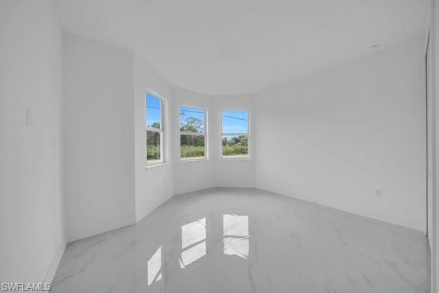 404 W 15th ST, Lehigh Acres, FL 33972