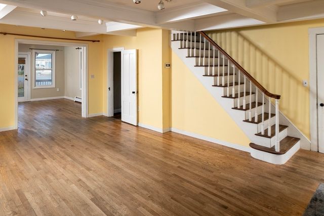 46 Sunset Ave, Hull, MA 02045