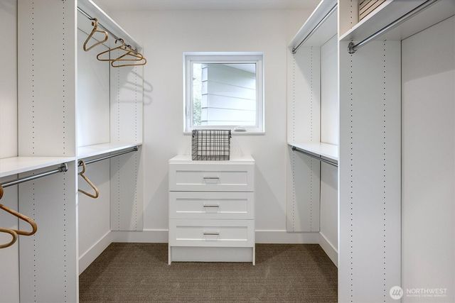 417 102nd Avenue SE, Bellevue, WA 98004