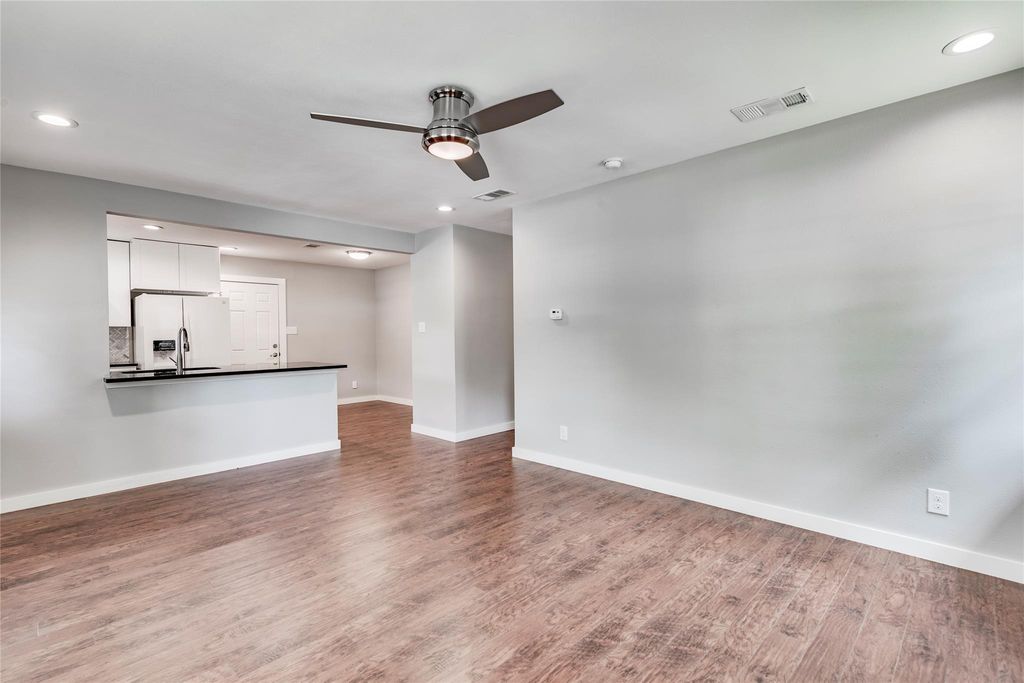 6511 Pevensey DR, Austin, TX 78745